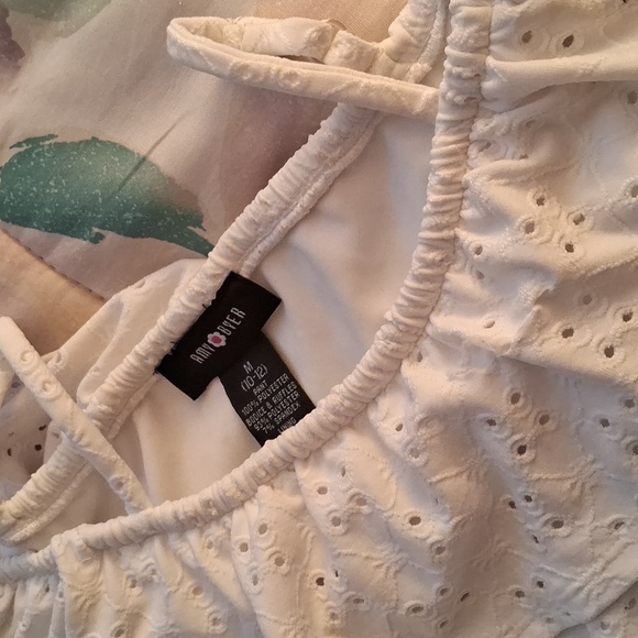 NWOT,NavyBlue&White,Floral with White,Lace,Off Shoulder, Attached Top,Jumpsuit - Picture 9 of 9